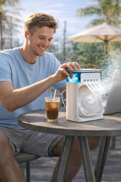 Mini Ventilador Portatil Con Humidificador y Luz